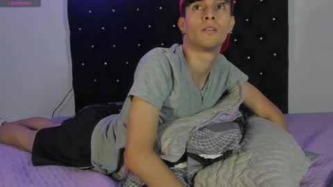 Snapshot of axxxel_twink chatting on 02.19.26 Axxxel online show from 02.19.26