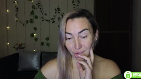 Jully online show from 11.24.25