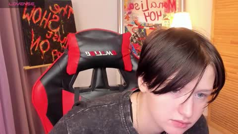 ayaks online show from 09.17.25