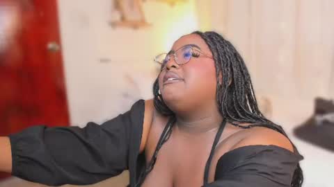 Snapshot of ayanaa_ebony_ chatting on 06.12.26 Ayana online show from 06.12.26