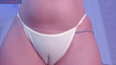 Snapshot of ayla13_ chatting on 05.19.26 Alyda Jaramillo online show from 05.19.26