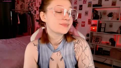 Ayla hill online show from 10.05.25