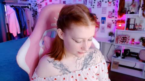 Ayla hill online show from 11.10.25