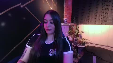 Snapshot of ayla_ny chatting on 07.16.26 nany online show from 07.16.26
