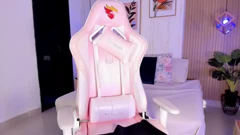 Ayleen online show from 11.23.25