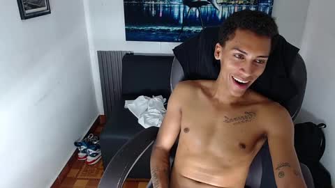 Snapshot of aylensantos chatting on 03.03.25 Aylen online show from 03.03.25