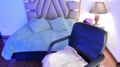 Aylin online show from 03.03.25