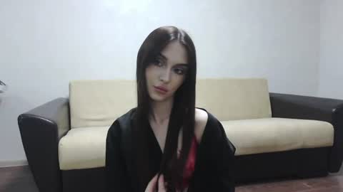 Snapshot of aylinblush chatting on 06.26.26 Amina online show from 06.26.26