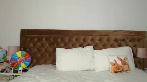 Aylin online show from 12.31.24