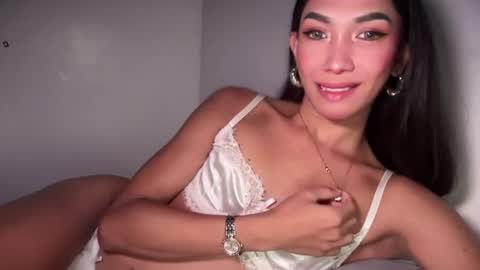 Snapshot of azalea_cum69 chatting on 06.14.26 azalea_cum69 online show from 06.14.26