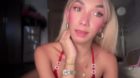 Snapshot of azalea_cum69 chatting on 06.18.26 azalea_cum69 online show from 06.18.26