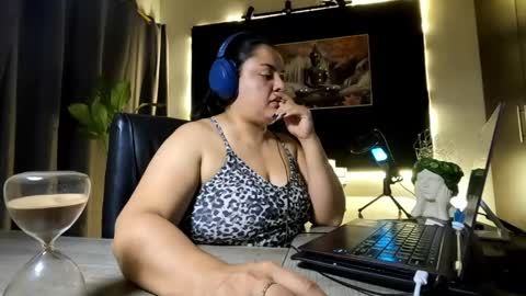 Goddess Azara online show from 06.05.26