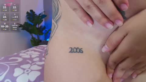 Adriana online show from 10.04.25