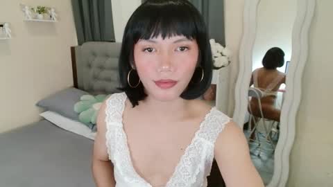 Snapshot of azeyyyy chatting on 04.22.26 AC online show from 04.22.26