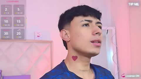 aziel_tay online show from 10.18.25