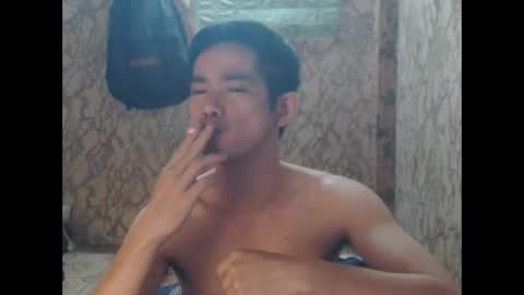 Snapshot of azn_philip chatting on 11.22.25 Philip online show from 11.22.25