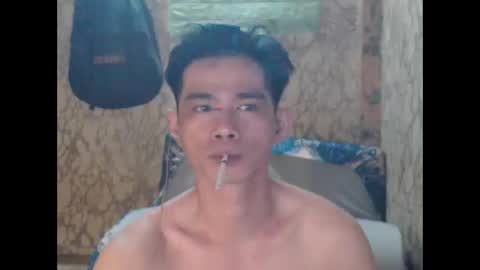 Snapshot of azn_philip chatting on 12.03.25 Philip online show from 12.03.25