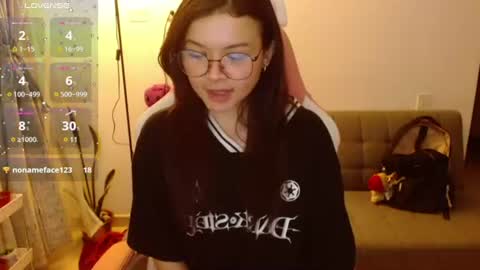 Snapshot of azu_chan chatting on 06.22.26 Azu online show from 06.22.26