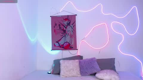 Snapshot of azul_bernald chatting on 12.05.24 Azul Bernarld online show from 12.05.24