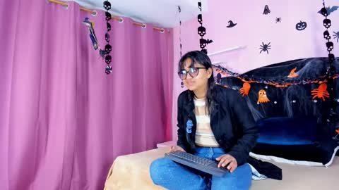 azul_moon online show from 10.20.25