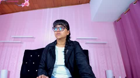 azul_moonn online show from 10.06.25