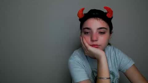 azumi_chan_ online show from 10.10.25