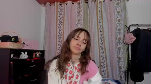 Snapshot of azumi_saan chatting on 06.25.26 azumi saan online show from 06.25.26