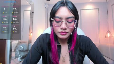 Azura online show from 01.16.25