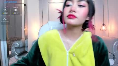 Azura online show from 02.10.25