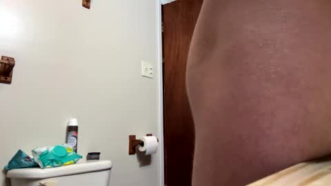 Snapshot of b00tyh0l3l0vin69 chatting on 01.06.26 Htwnswangngape online show from 01.06.26