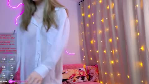 b4by_emilia online show from 03.05.26