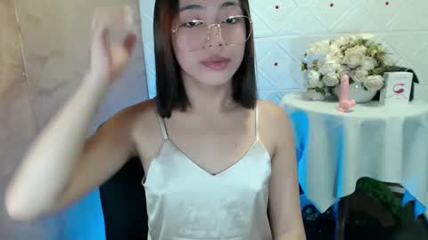 Snapshot of babaengmalande chatting on 02.17.25 Danice online show from 02.17.25