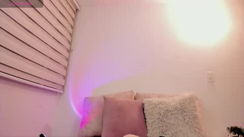 babe_sophiee1 online show from 02.10.26