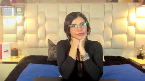 Snapshot of babe_vennus chatting on 05.22.26 Venus online show from 05.22.26