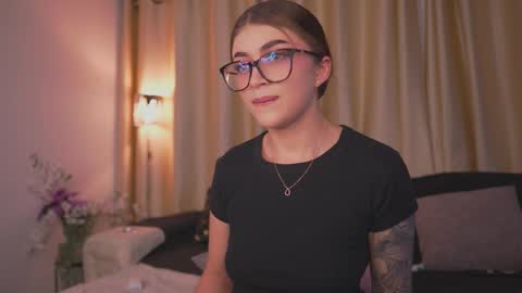 Samanta online show from 11.23.25