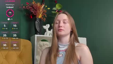 Snapshot of baby_annn chatting on 06.19.26 Ann online show from 06.19.26