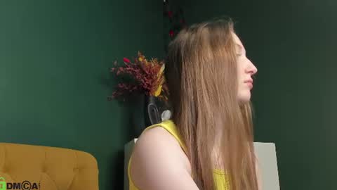 Snapshot of baby_annn chatting on 06.20.26 Ann online show from 06.20.26