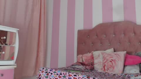Snapshot of baby_candy22 chatting on 05.12.26 zaleya online show from 05.12.26
