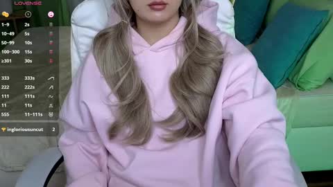 Debora online show from 02.22.25