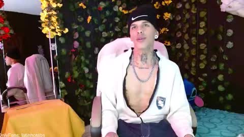 OF GxoXabs online show from 12.24.24