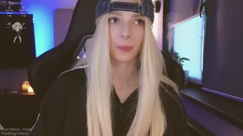 baby gopn1k online show from 02.04.25