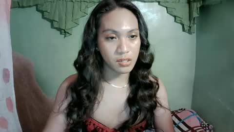 Snapshot of baby_hanabi chatting on 12.22.24 Viatrice online show from 12.22.24