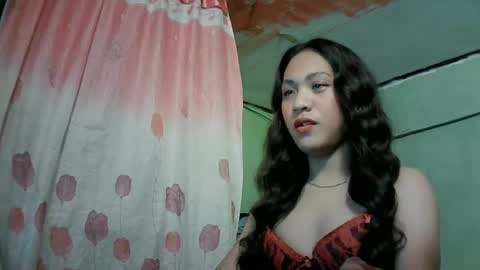 Snapshot of baby_hanabi chatting on 02.17.25 Viatrice online show from 02.17.25