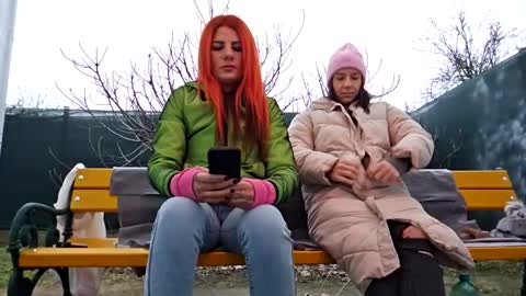 Snapshot of baby_inna chatting on 12.29.24 Inna online show from 12.29.24