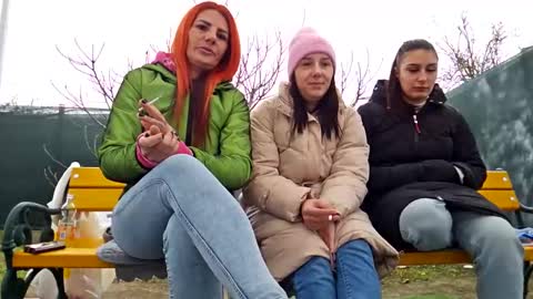 Snapshot of baby_inna chatting on 12.29.24 Inna online show from 12.29.24