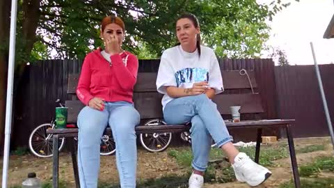 Snapshot of baby_inna chatting on 09.11.25 Inna online show from 09.11.25