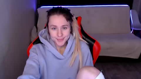 baby_kitte online show from 12.05.24