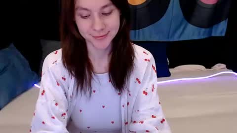 baby_kitte online show from 12.22.24