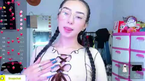 lily online show from 10.20.25