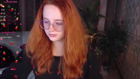 Snapshot of baby_little_fox chatting on 10.16.25 baby_little_fox online show from 10.16.25